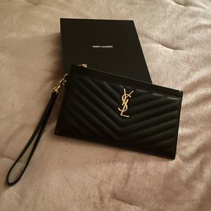 Authentic gorgeous YSL zipper clutch / wristlet!